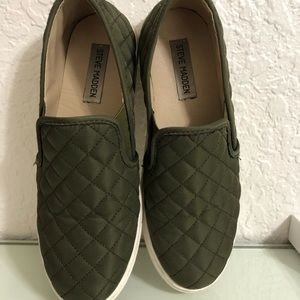 Olive Sneakers